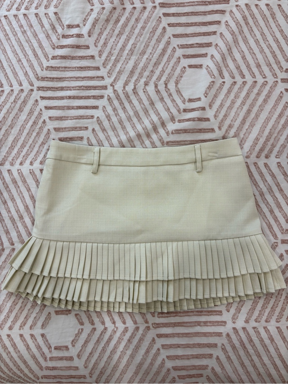 Amazon Cream Pleated Tiered Mini Skirt